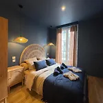 Break Chic Cosy Wifi Hyper Centre شقة